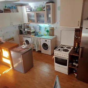 Hostel Just A